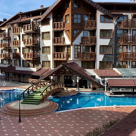 Апартамент Private Near The Sky